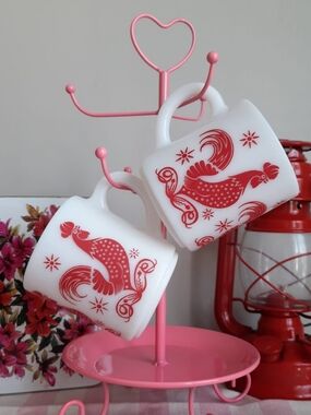 Red Rooster Hazel Atlas Platonite Mugs - Set of 2